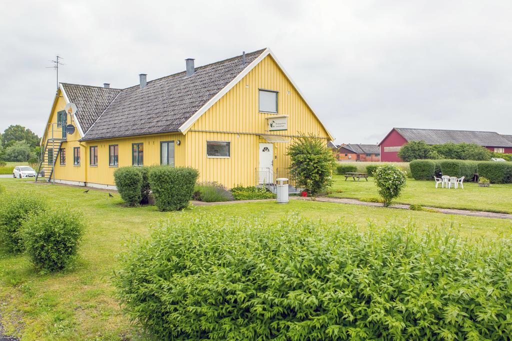 Bruksparkens Hostel Веллинг Экстерьер фото