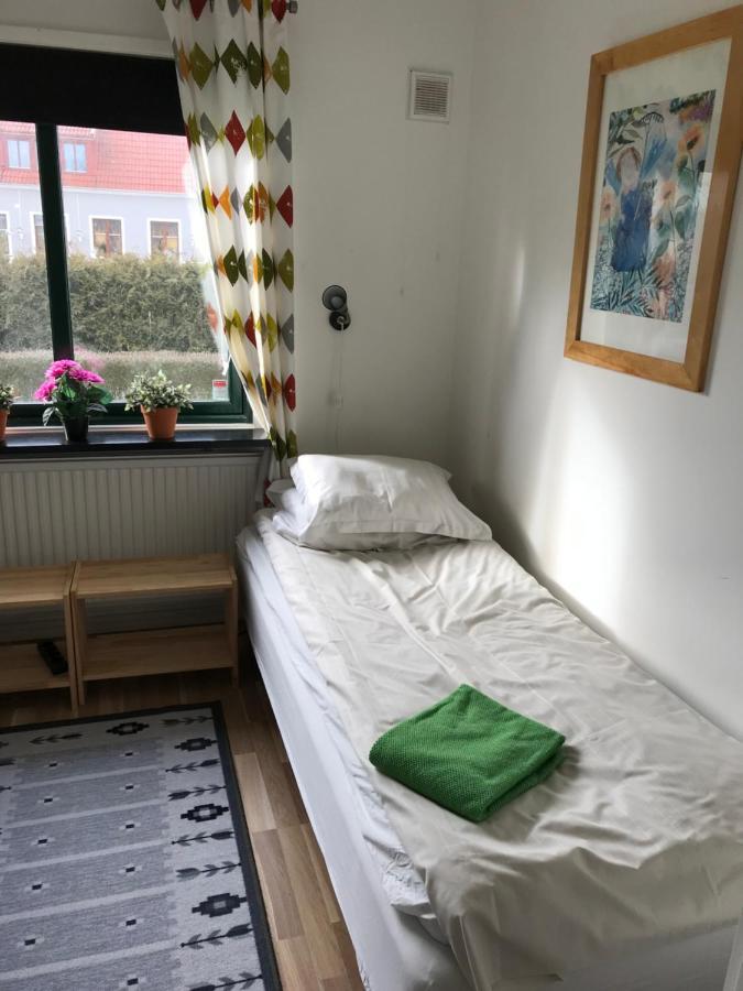 Bruksparkens Hostel Веллинг Экстерьер фото